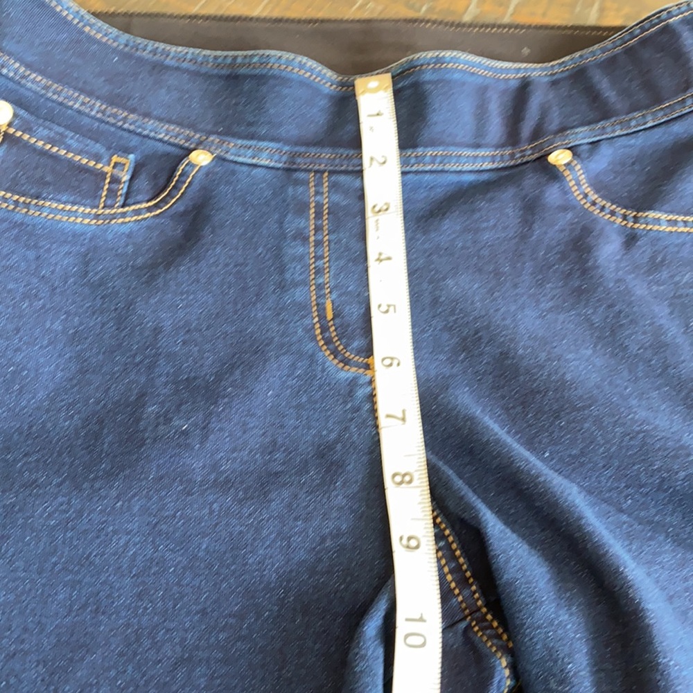 🔥Never worn! Closet Clear Out! Nygard Jean Capri - Picture 4 of 7